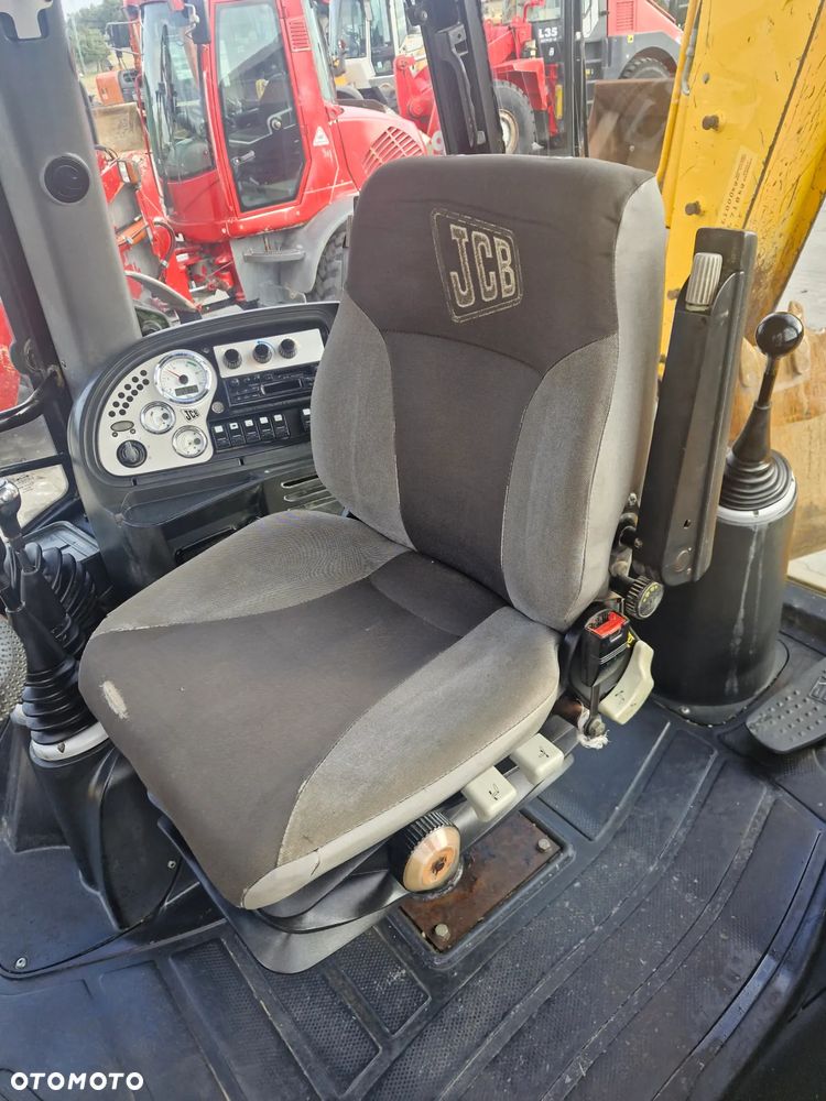 JCB 4cx - 8