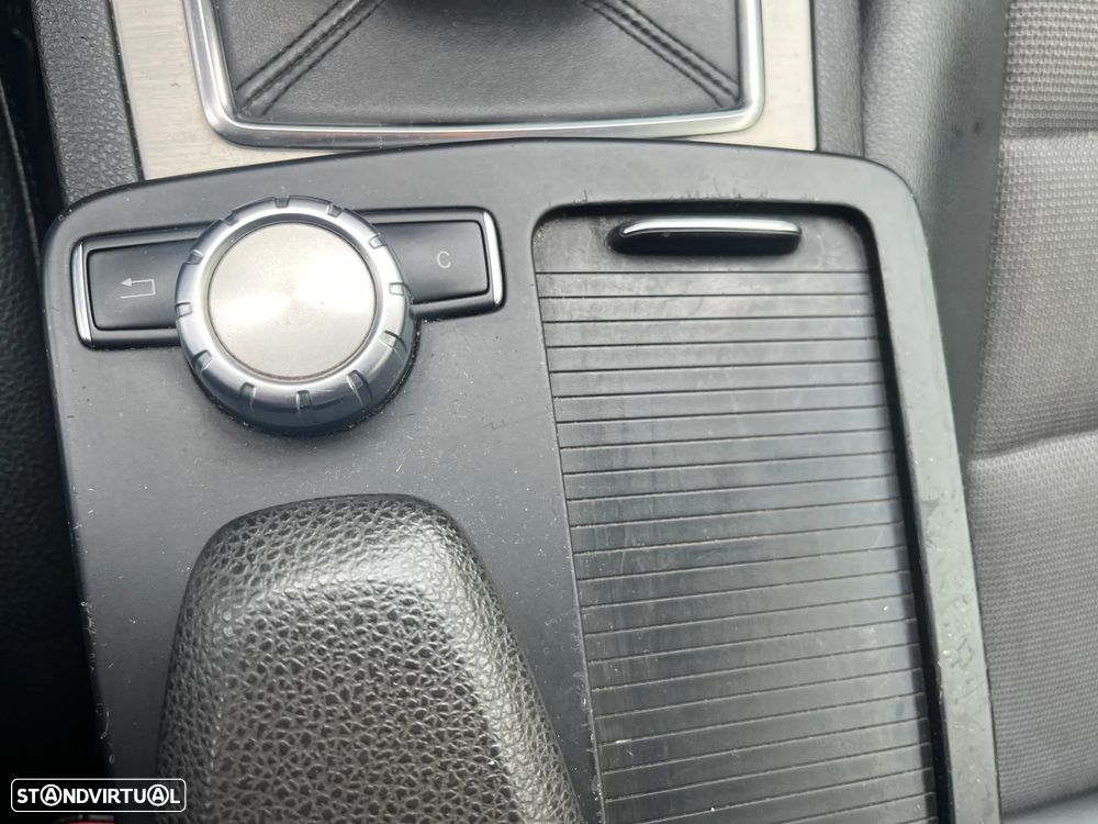 Mercedes-Benz C 200 - 15