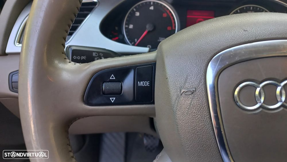 Audi A4 Avant 2.0 TDI Sport - 11