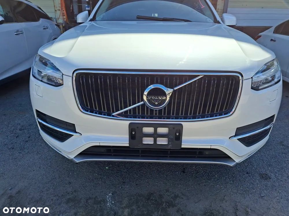 Volvo XC 90 - 19