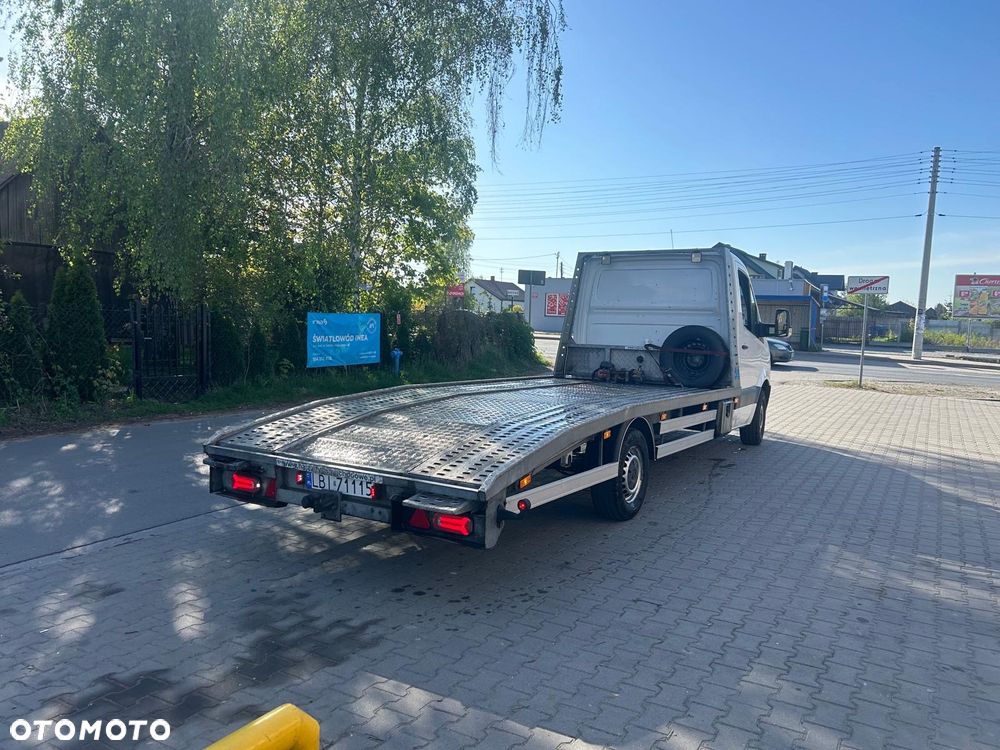 Volkswagen Crafter - 2