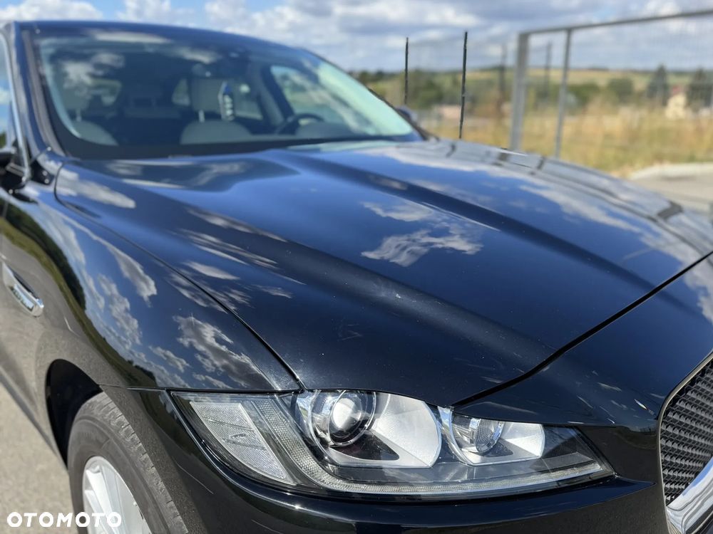 Jaguar F-Pace 2.0 i4P AWD Prestige - 9