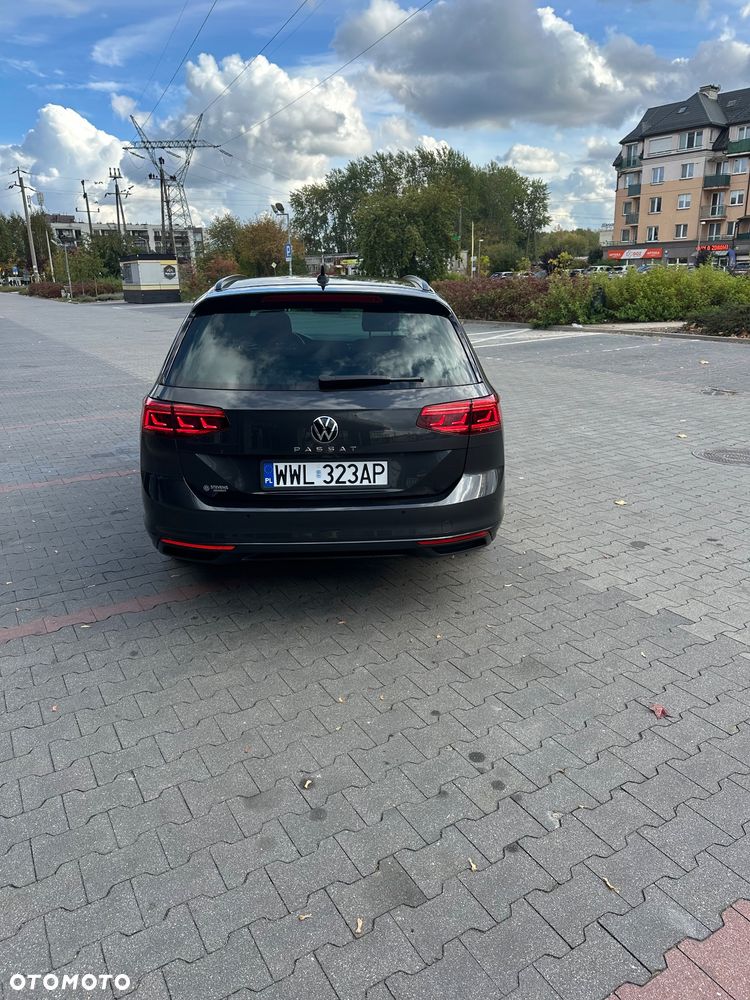 Volkswagen Passat - 5