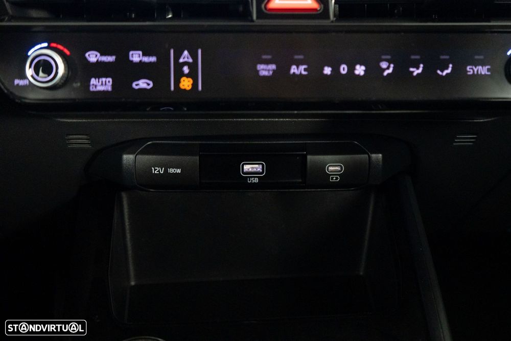 Kia Niro EV 64kWh Tech - 25