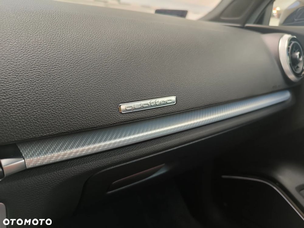 Audi RS3 Limousine 2.5 TFSI Quattro S tronic - 33