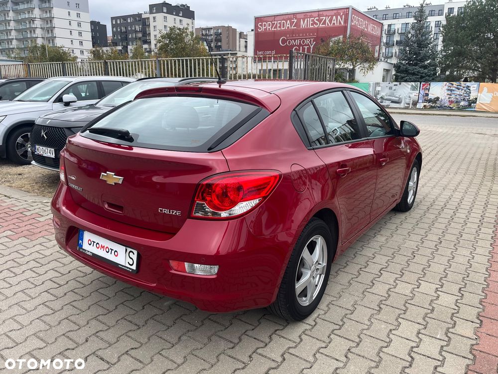 Chevrolet Cruze 1.6 LT - 5