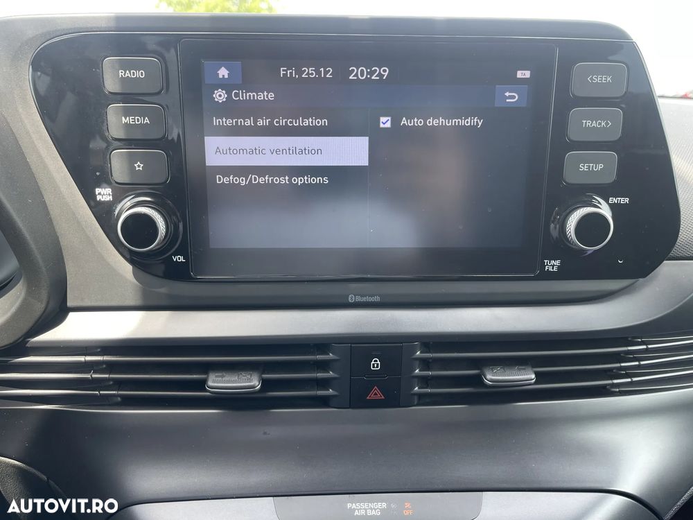 Hyundai i20 - 16