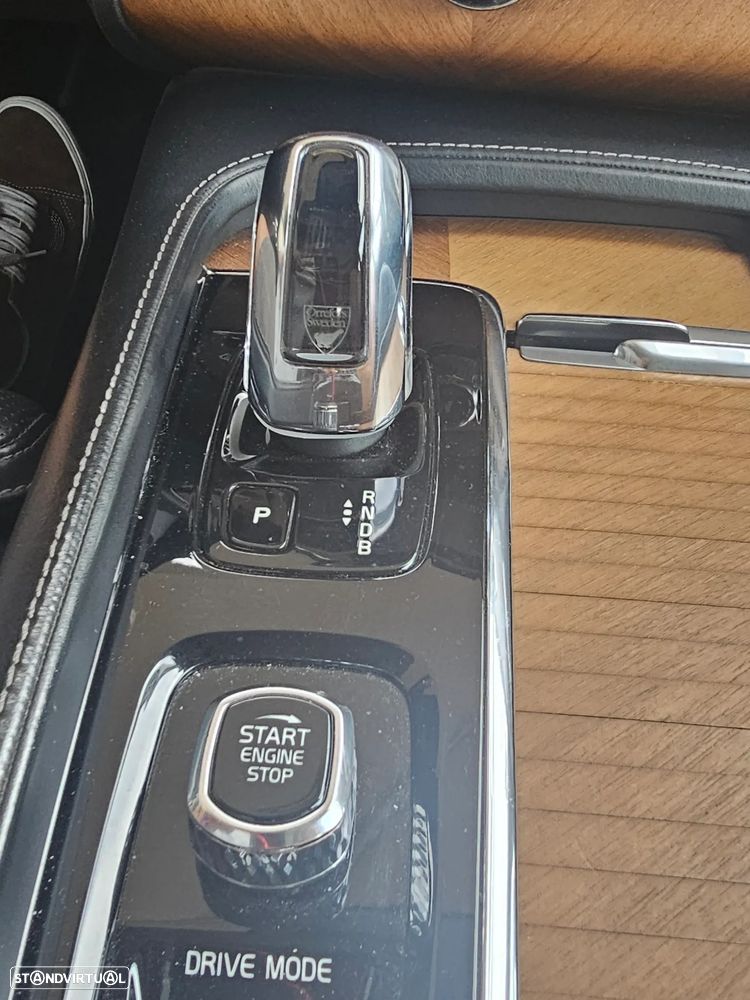 Volvo XC 90 T8 AWD Twin Engine Geartronic Inscription - 14