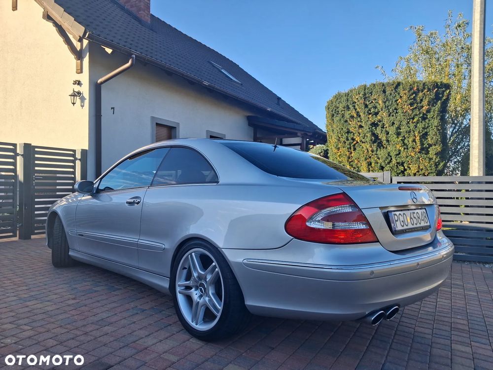 Mercedes-Benz CLK - 3