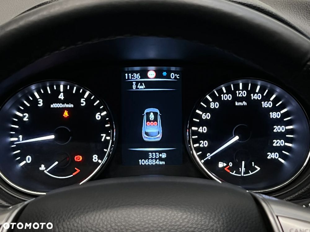 Nissan Qashqai 1.2 DIG-T N-Connecta EU6 - 24