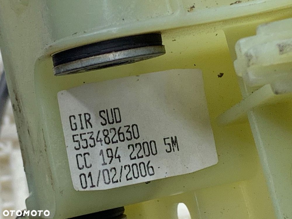 DŹWIGNIA ZMIANY BIEGÓW  FIAT CROMA (194_) 2005 - 2022 2.2 16V 108 kW [147 KM] benzyna 2005 - 2022 - 6