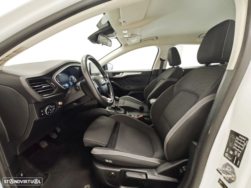 Ford Focus SW 1.0 EcoBoost MHEV Connected - 21