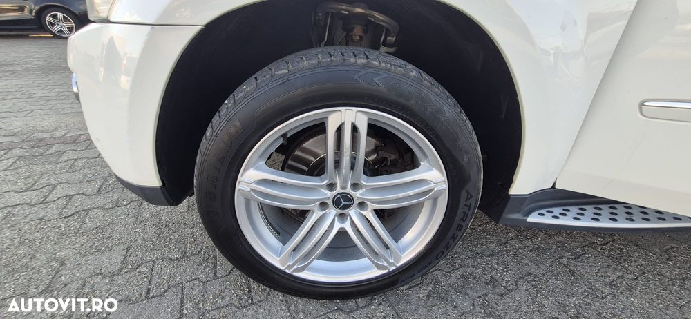 Mercedes-Benz GL - 24