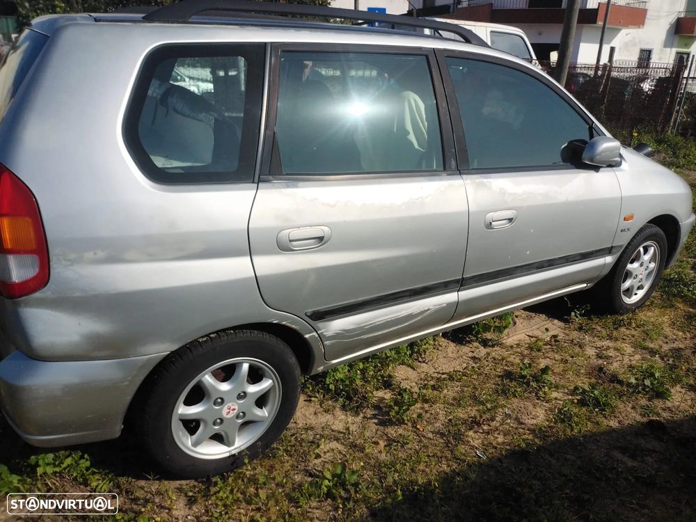 Mitsubishi Space Star - 5