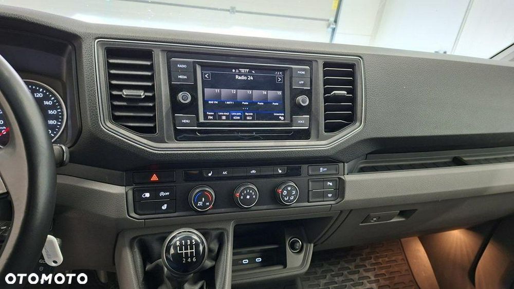 Volkswagen Crafter - 12