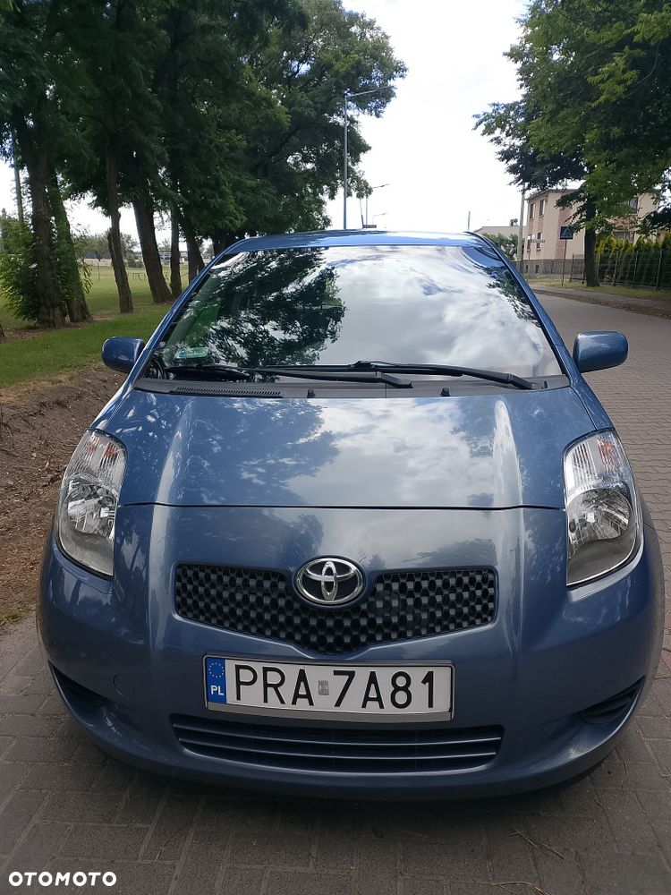 Toyota Yaris - 2