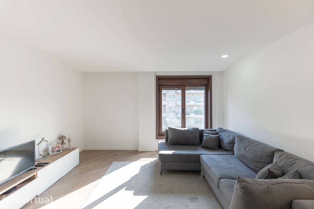 Lindíssimo T3, Edif. Camaleão, Valongo, 157 m2 de Elegância e Conforto - Grande imagem: 5/36