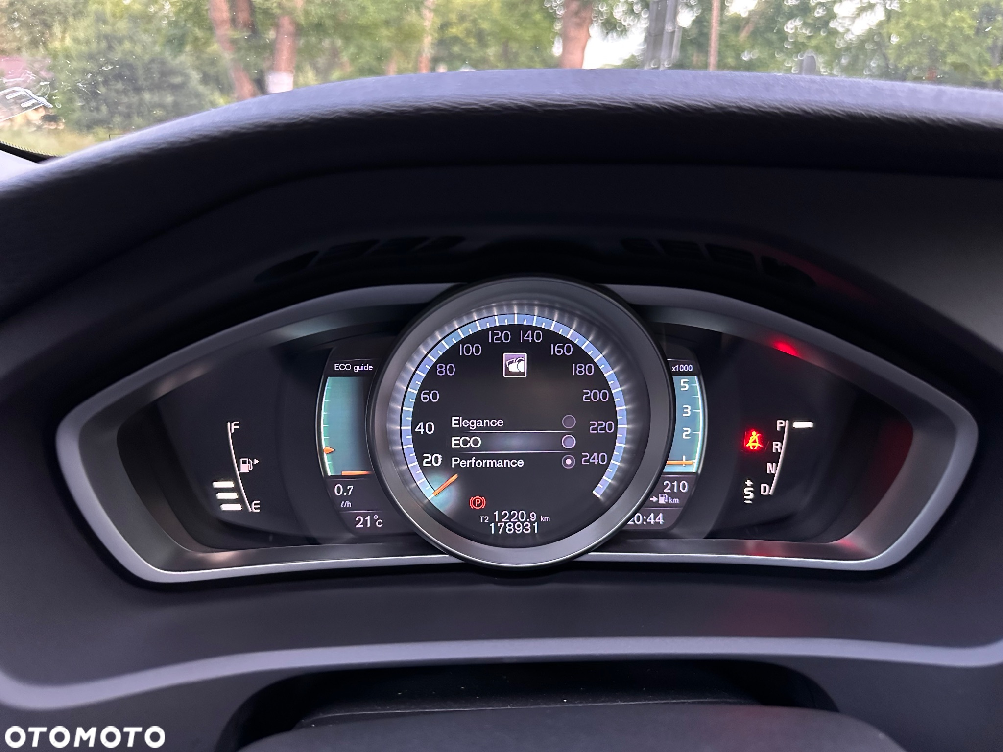 Volvo V40 - 22