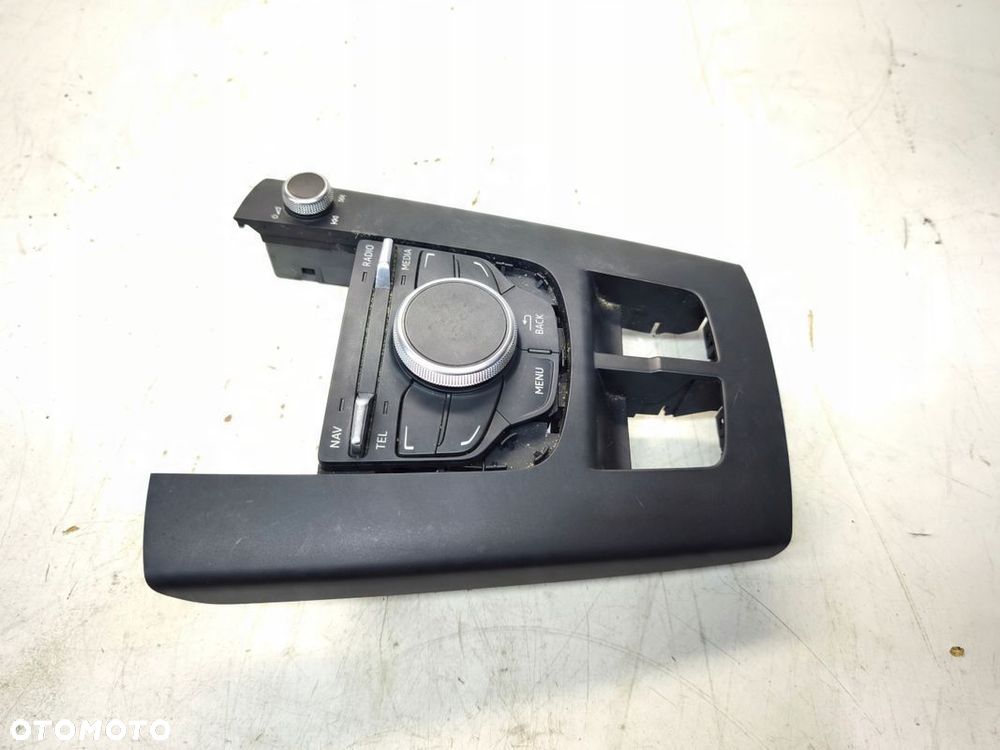 PANEL STEROWANIA RADIEM MMI AUDI A3 8V 8V0919614P - 1