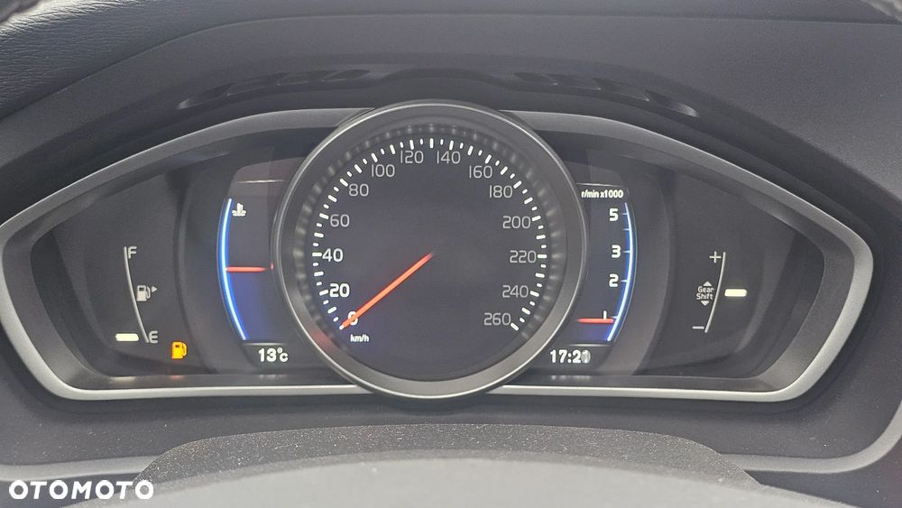 Volvo V40 D2 RDesign - 8