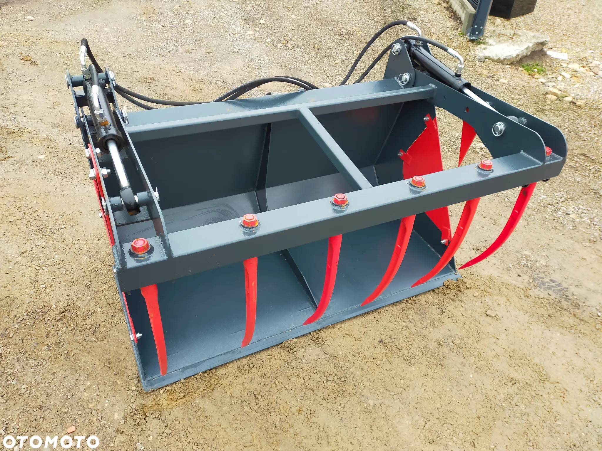 Osprzęt do ładowaczy czołowych / ŁYŻKA do materiałów sypkich/ EURO-RAMKA /  OD RĘKI   dostępne CHWYTAKI/łyżko-krokodyle/paleciaki TRANSPORT - 6