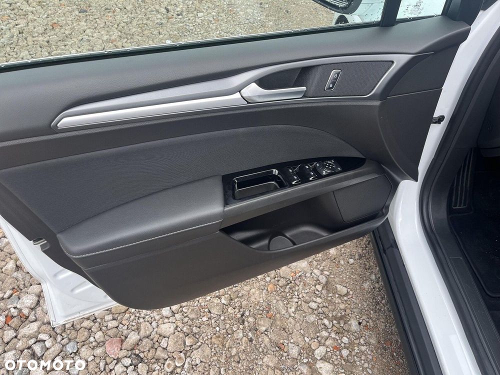 Ford Mondeo 1.5 EcoBoost Trend - 10