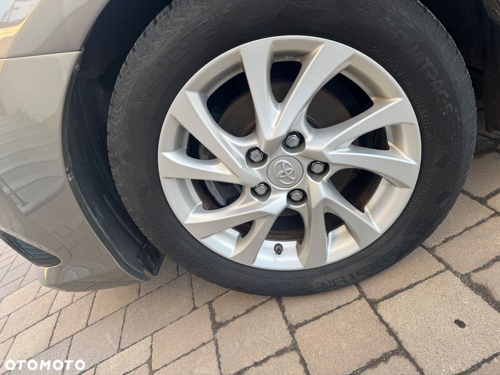 Toyota Auris 1.2 T Premium - 13
