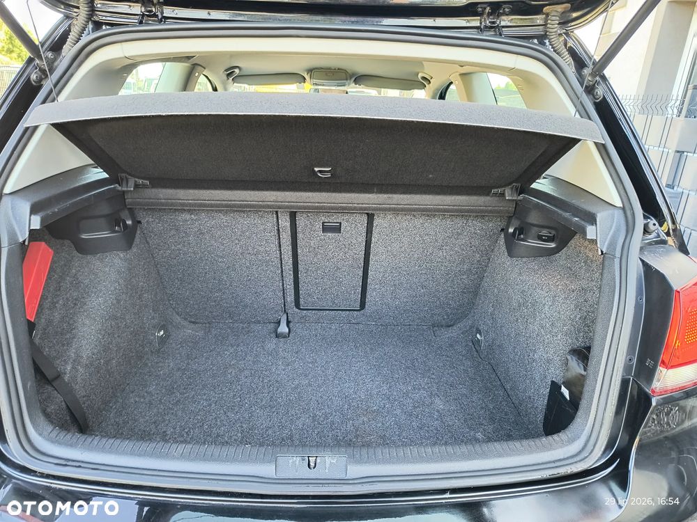 Volkswagen Golf 1.4 TSI United - 12