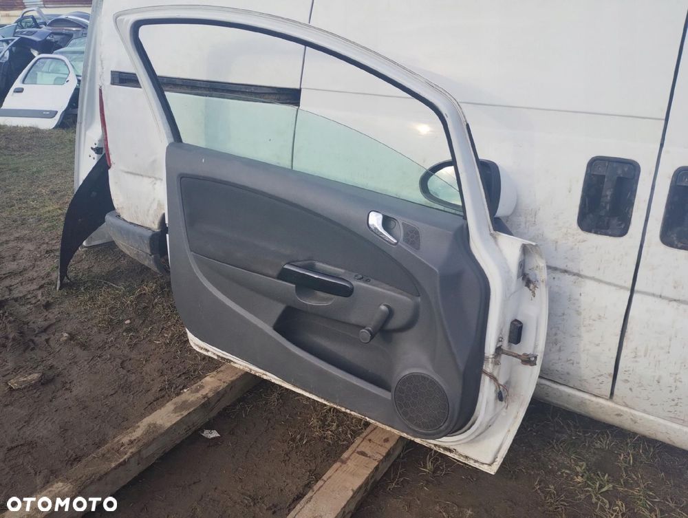 Opel Corsa D Drzwi Przednie Lewe 3D - 10