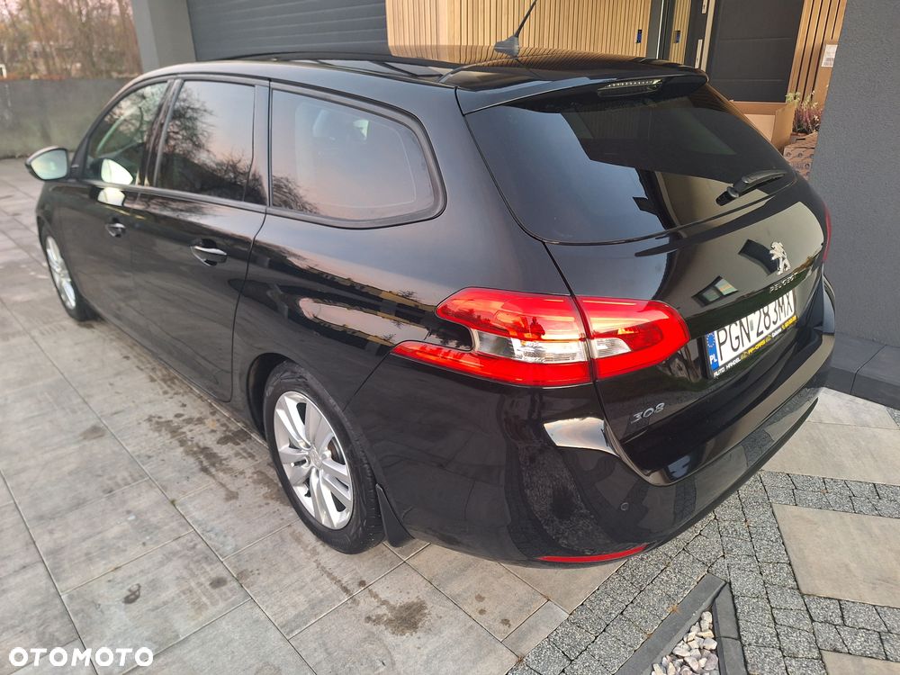 Peugeot 308 - 6