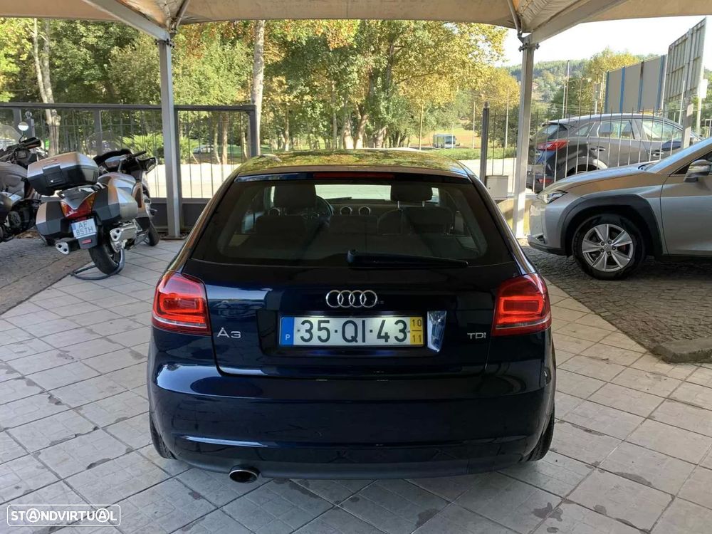 Audi A3 1.6 TDI Attraction - 4