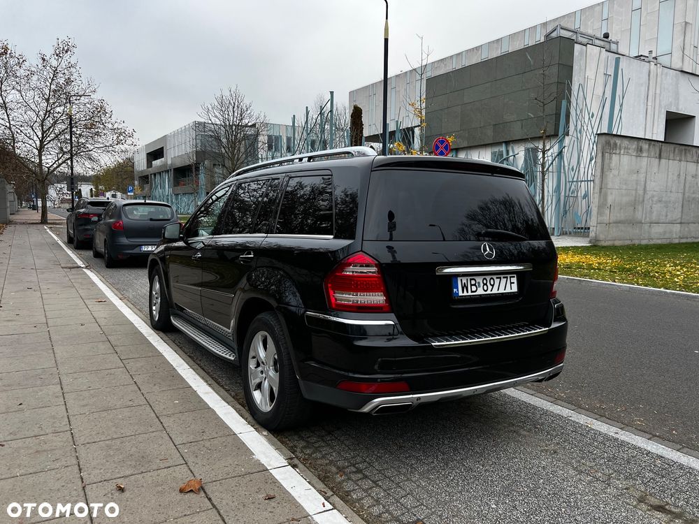Mercedes-Benz GL - 8