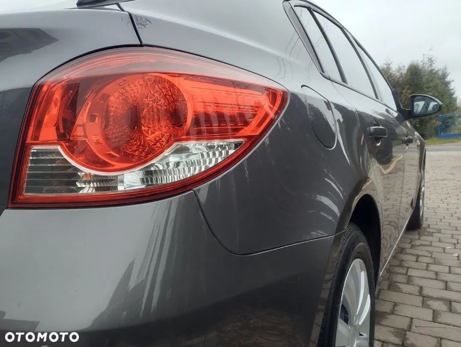 Chevrolet Cruze 1.4 T LTZ - 22