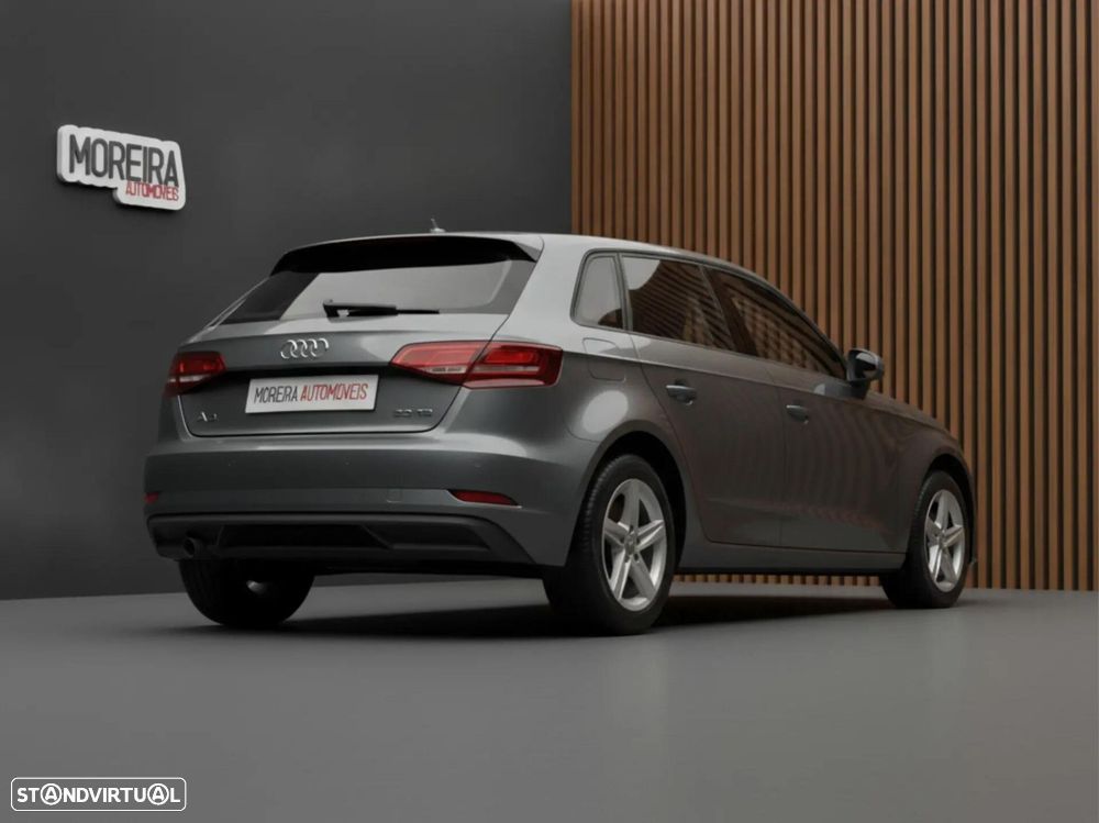 Audi A3 Sportback 1.6 TDI Design - 4