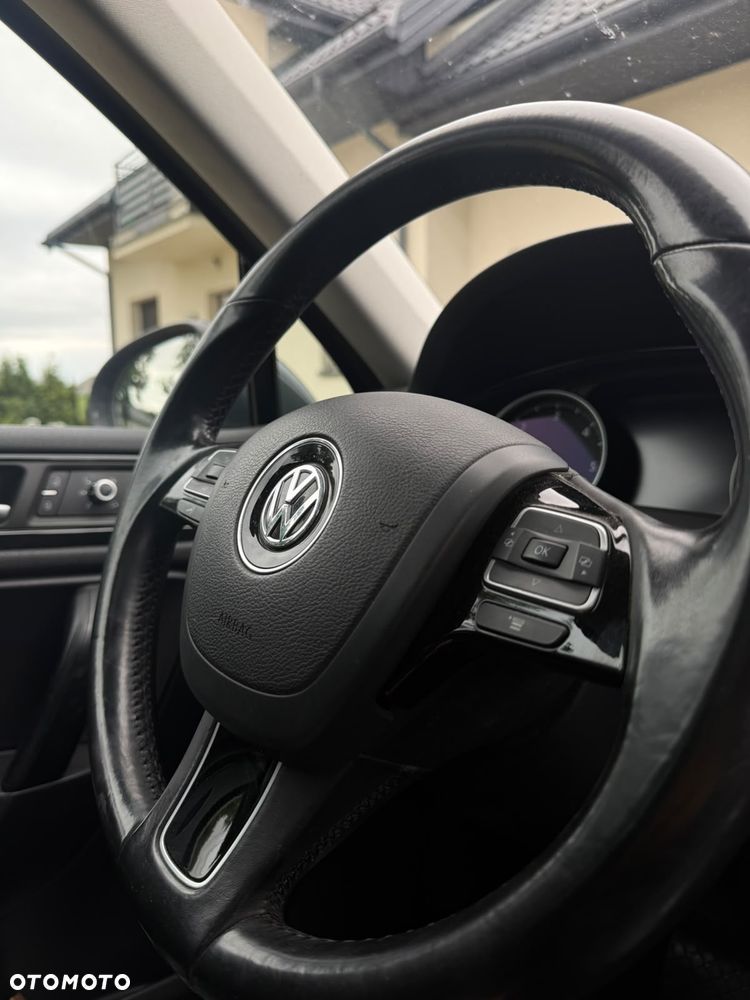 Volkswagen Touareg 3.0 V6 TDI BMT - 7