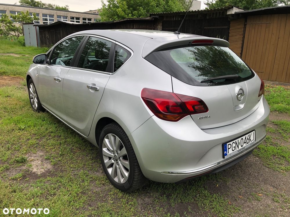 Opel Astra 1.7 CDTI Enjoy - 6