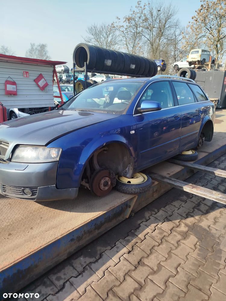 Audi A4 B6 na części. - 3
