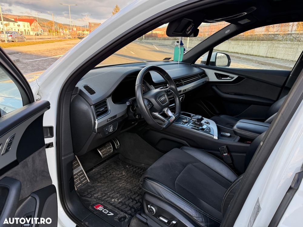 Audi Q7 - 9