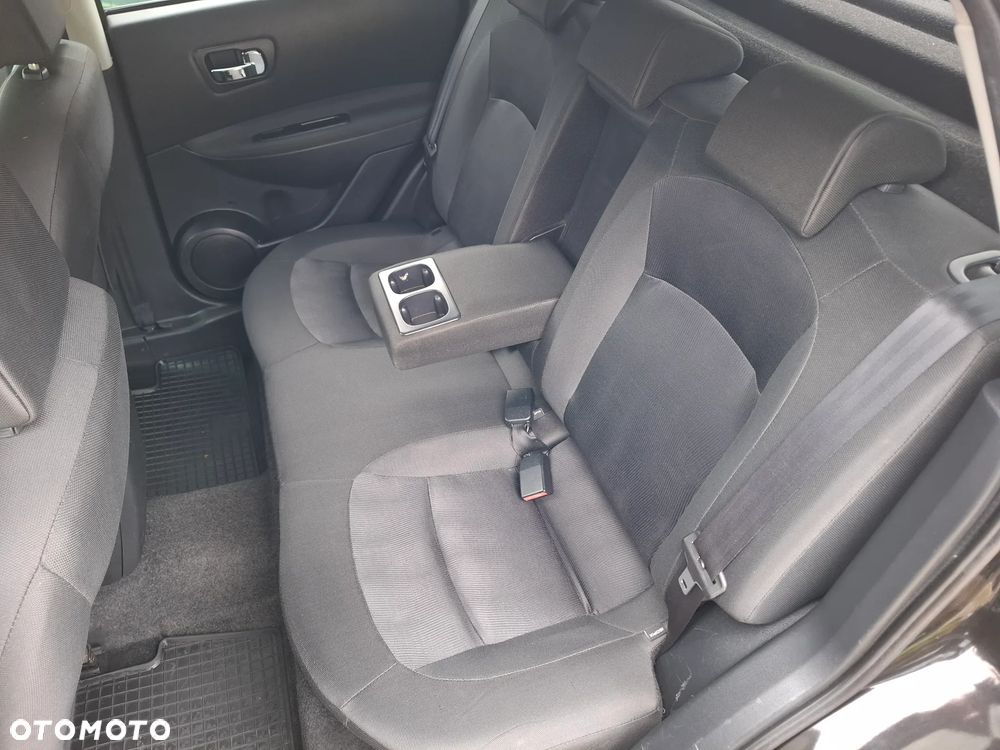 Nissan Qashqai - 23