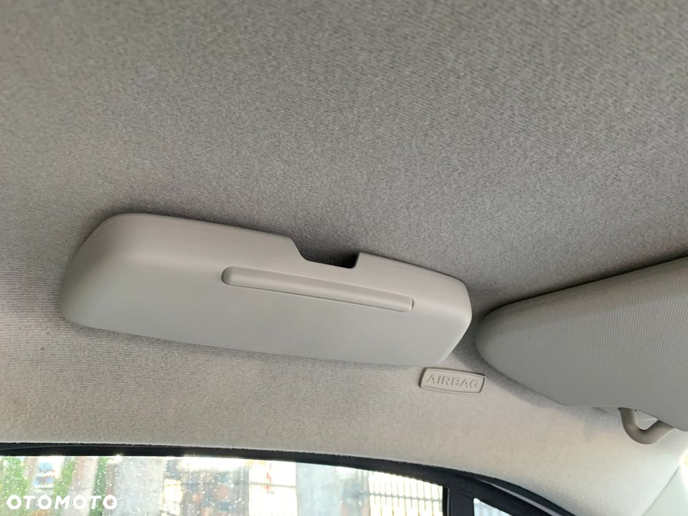 Ford CUSTOM LIMITED EDITION KOMFORT+ REF. KSENONOWE PLUS LEDOWE, NAWIGACJA, KAMERA, PARKTRONIKI, ZABUDOWA SERWIS, WARSZTAT, WINDA - RAMPA NAJAZD TRANSPORTOWY - 33