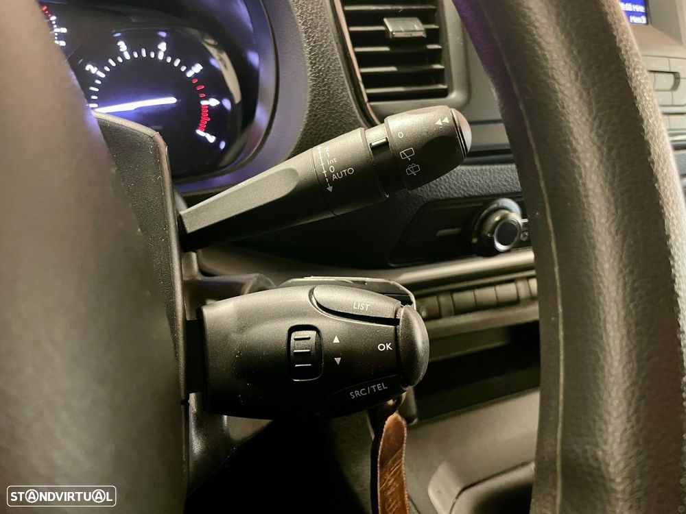 Toyota Proace Verso 1.5 D-4D L2 1.2T Comfort 9L - 29