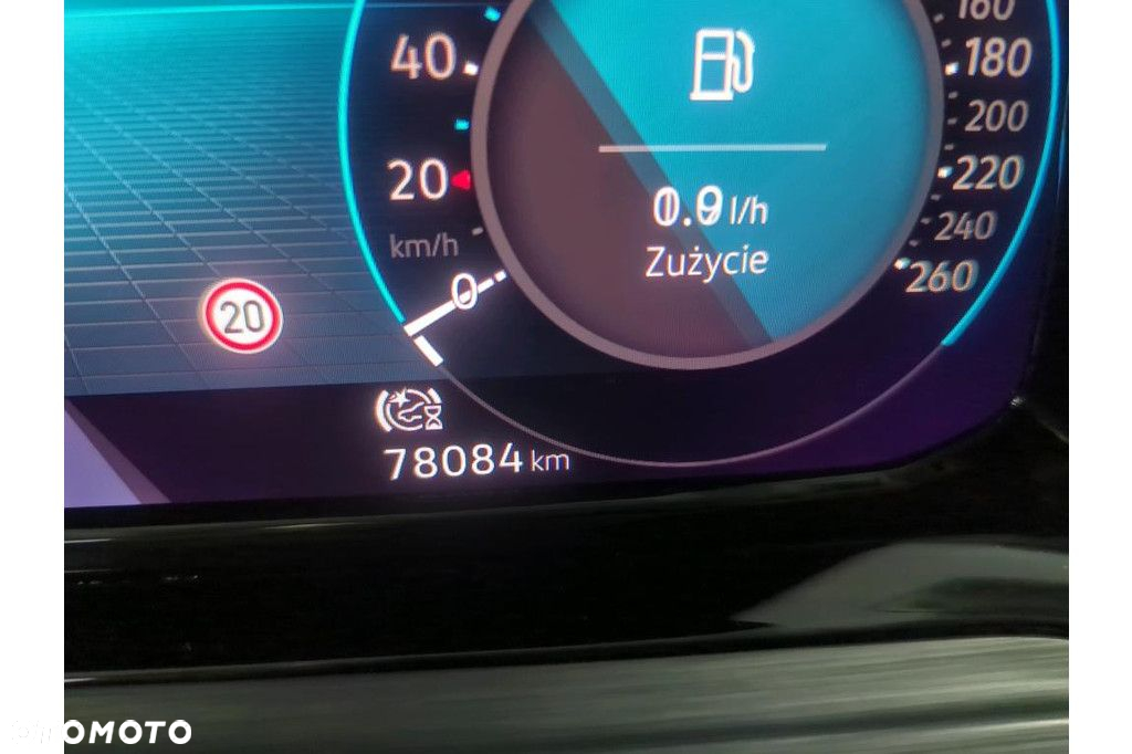 Volkswagen Golf - 6
