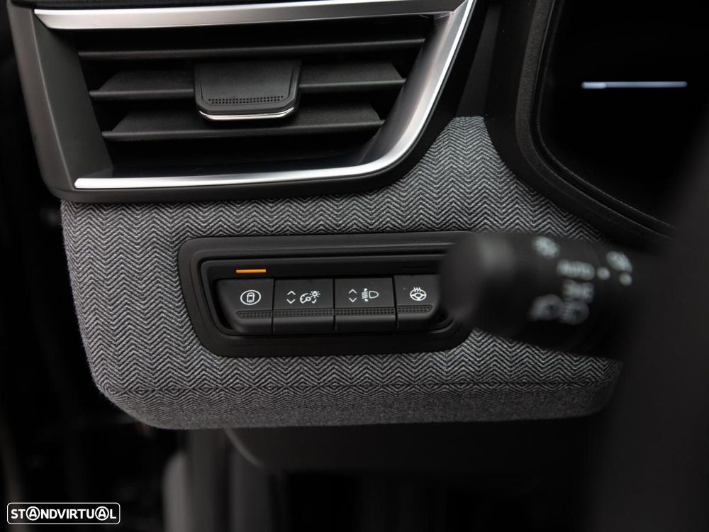 Renault Clio 1.0 TCe Techno - 15