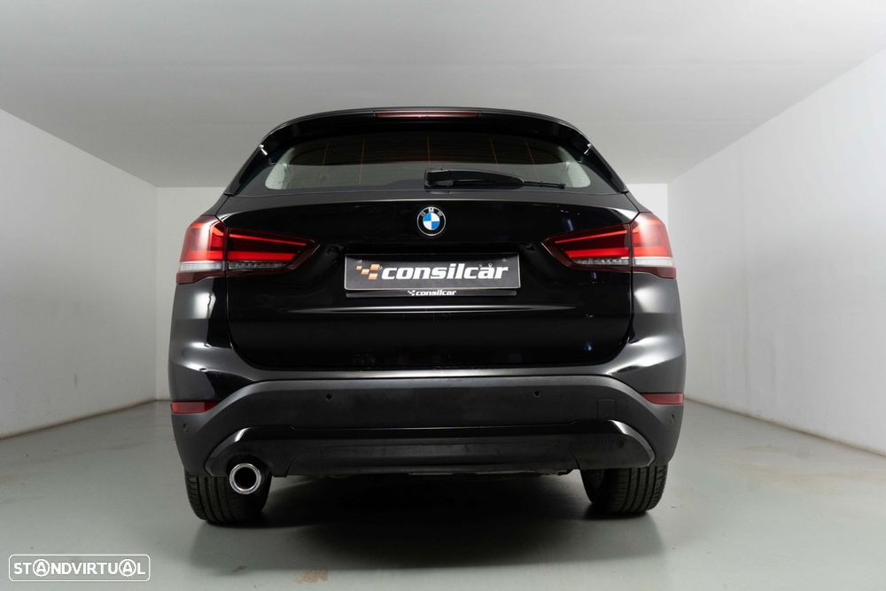 BMW X1 25 e xDrive Corporate Edition - 5