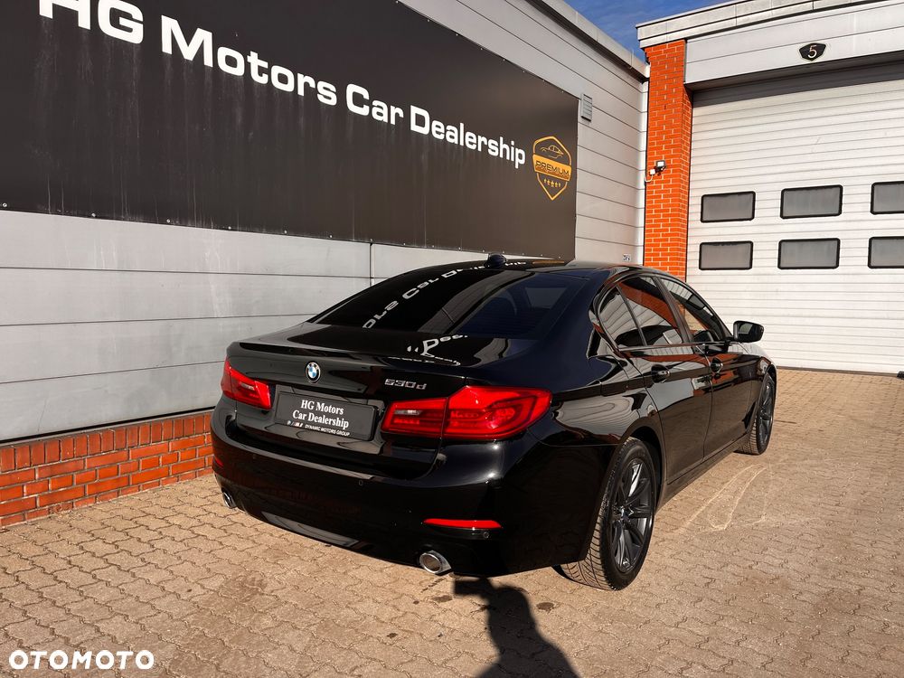 BMW Seria 5 530d Sport Line - 14