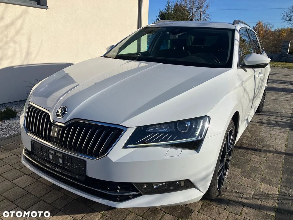 Skoda Superb 2.0 TDI Ambition DSG - 1