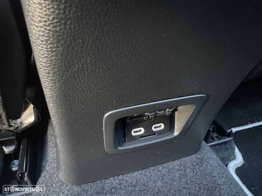 Toyota Corolla Touring Sports 1.8 Hybrid Exclusive - 32