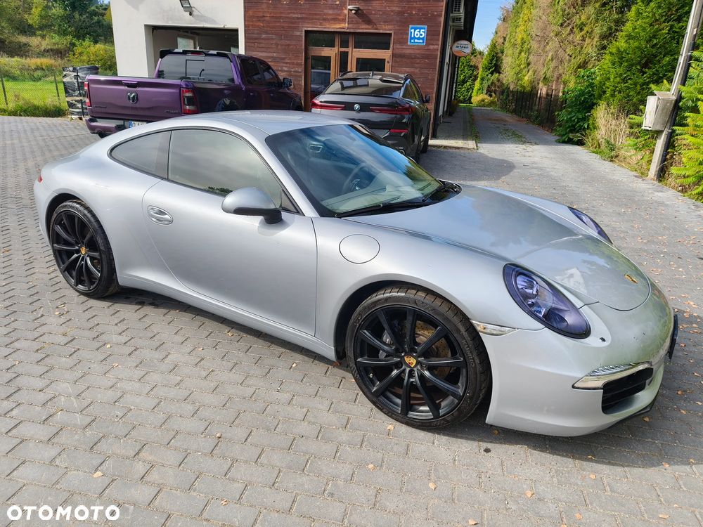 Porsche 911 Carrera 4 PDK - 19