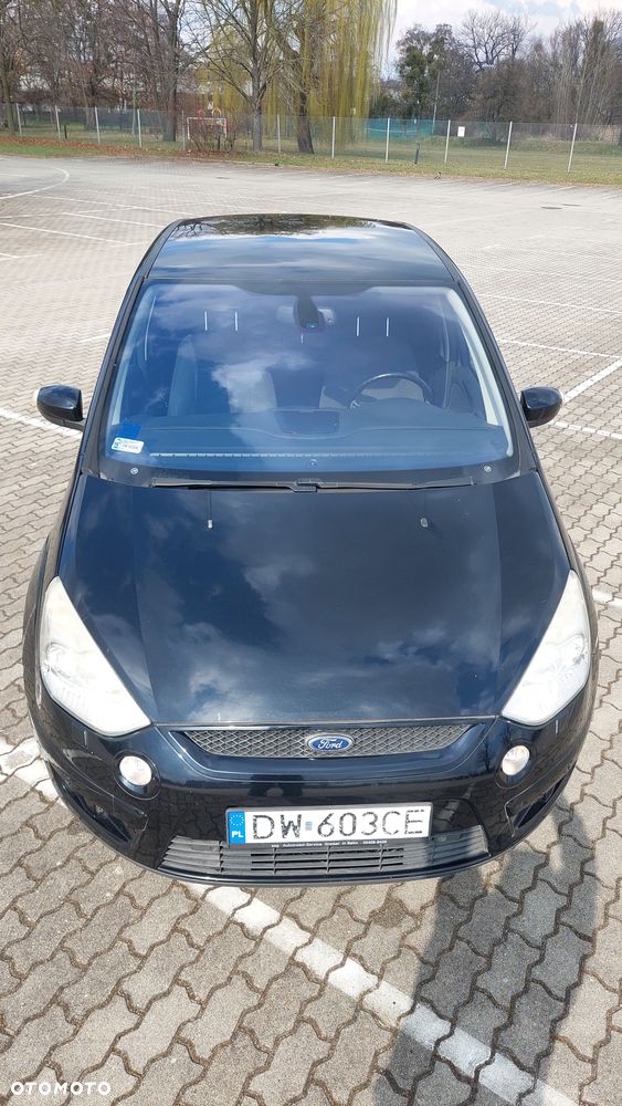 Ford S-Max 2.0 Titanium - 32