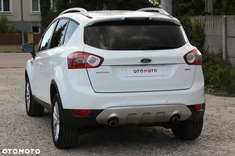 Ford Kuga 2.0 TDCi Titanium - 9
